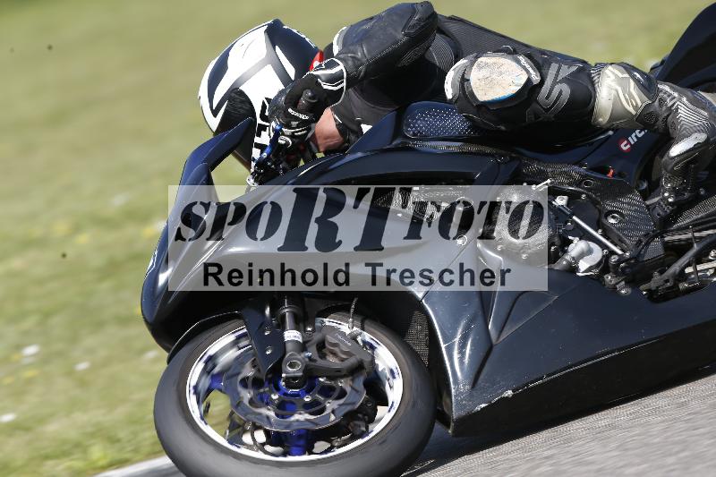 /45 10.08.2025 Plüss Moto Sport ADR/Freies Fahren/411